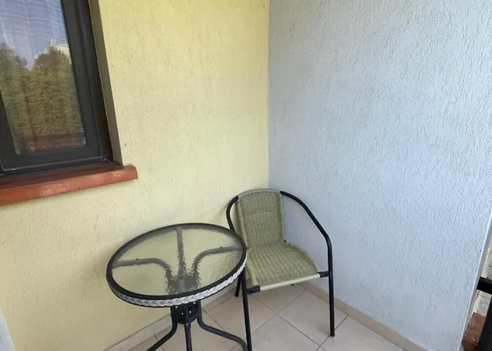 Flat On The * 체르노모레츠